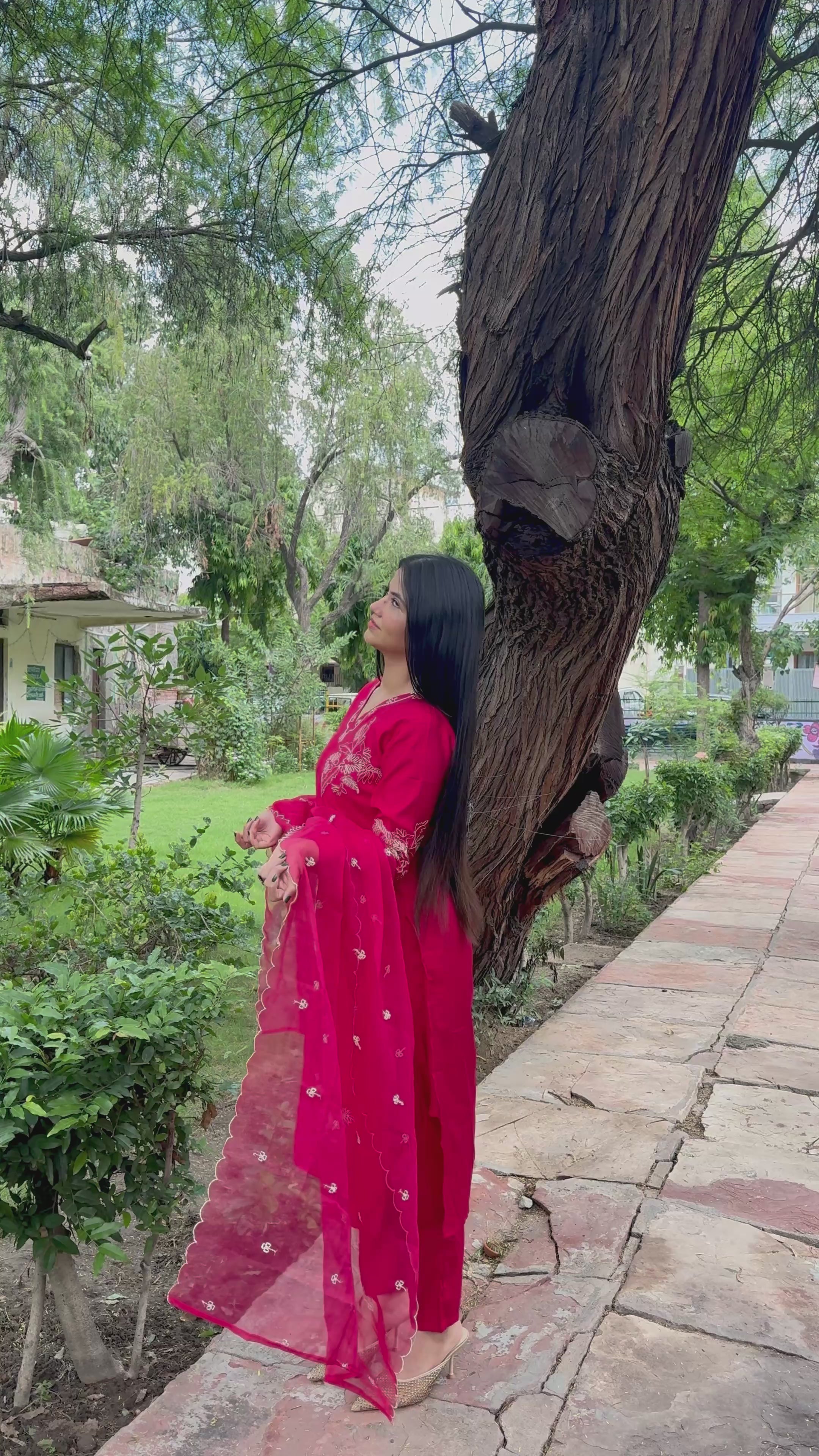 kammo pink v neck suit set